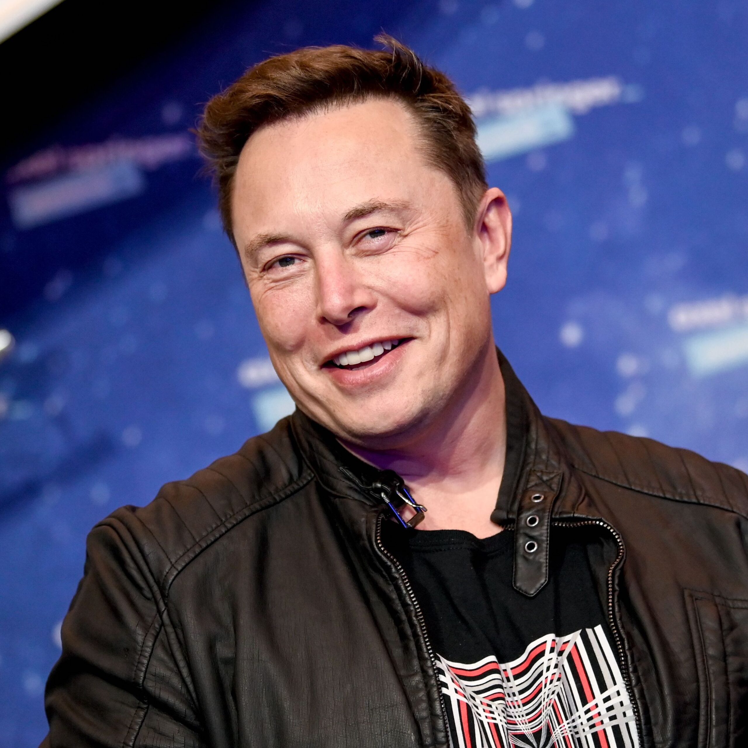 Musk’s Political Moves Highlight Focus on the US Constitution Amidst Presidential Election